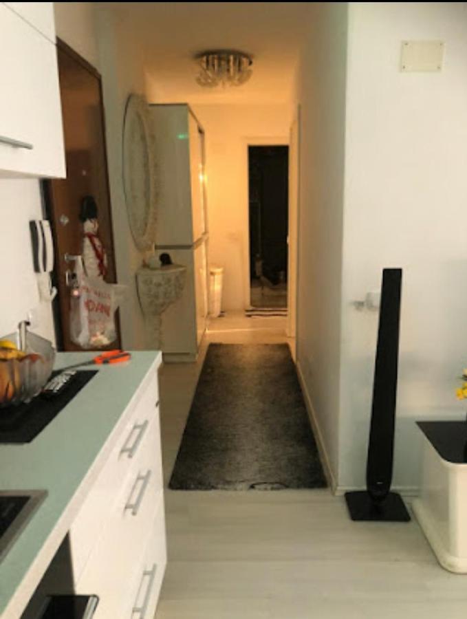 Lovely 2 Bedroom Condo In Gjilan. Eksteriør bilde